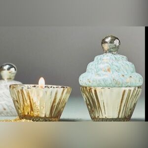 Anthropologie Gold and White Cupcake candle
